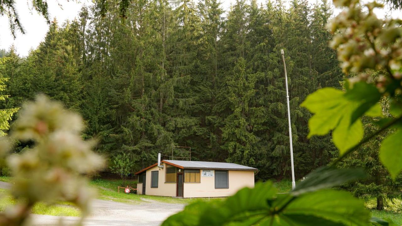Ski House Jursport Zavazna Poruba Екстер'єр фото